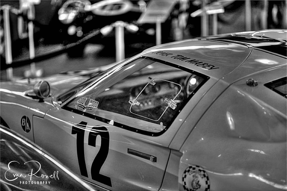 GT40: P-1037     -     21